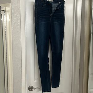 Use BKE high rise universal fit ankle skinny size 28 use good condition